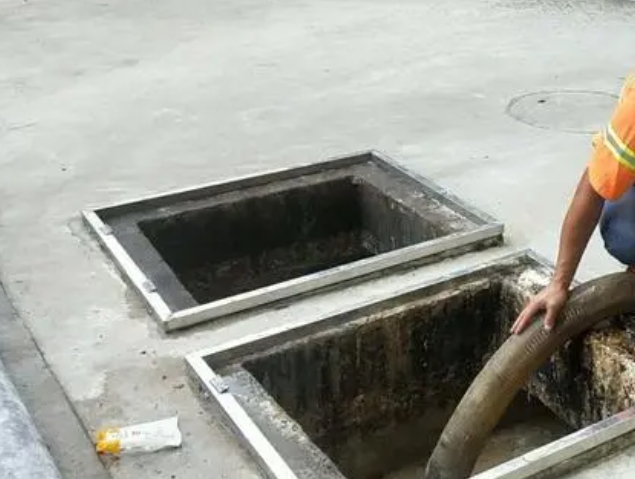 肃北化粪池清理